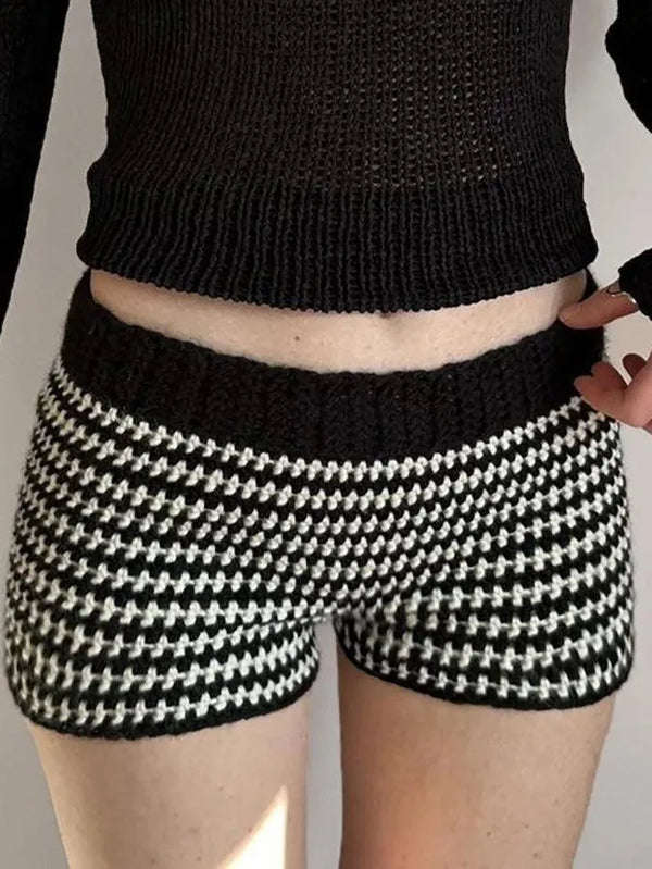 Contrast Striped Low-Rise Knit Shorts - AnotherChill